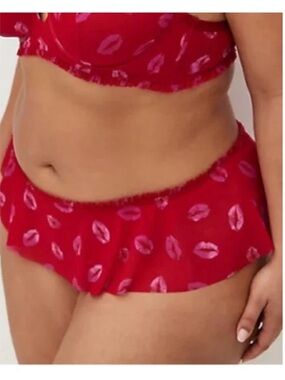 Red Lip-Print Flounce Bikini Briefs - Women Intimates